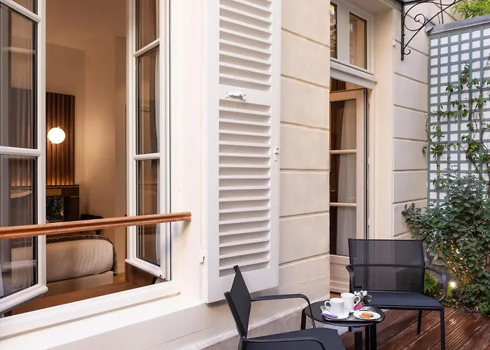 Hotel Lord Byron Parigi